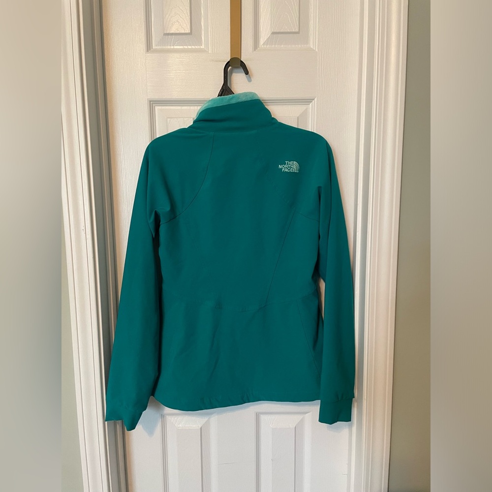 The North Face Women's Apex Bionic Jacket - Picture 2 of 5